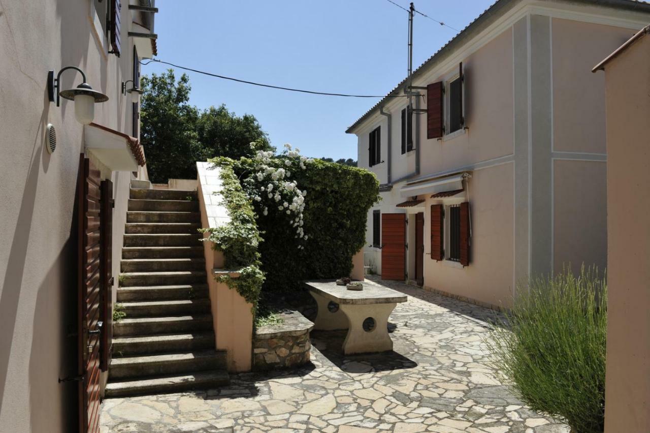 The House Aunt Regina Casa vacanze